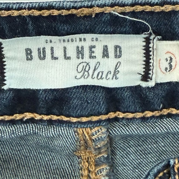 Bullhead Dark Wash Distressed Skinny Jeans - Picture 5 of 11